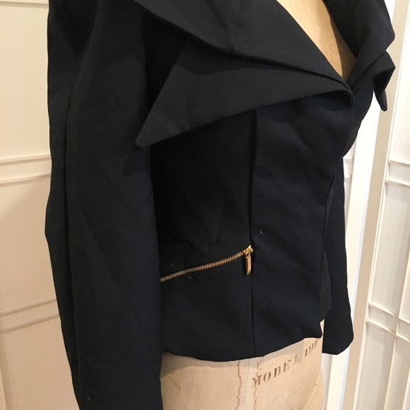 Double collared jacket. - Picture 5 of 5